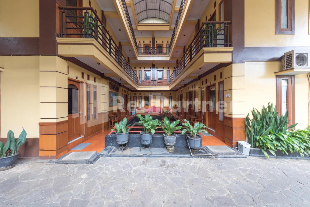 ออเรนจ์ โฮม ซาเรียะห์ Hotel บันดุง ภายนอก รูปภาพ