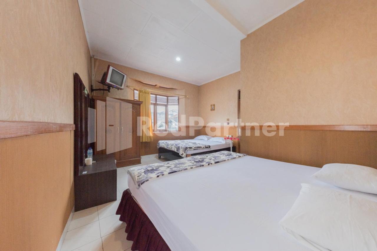 ออเรนจ์ โฮม ซาเรียะห์ Hotel บันดุง ภายนอก รูปภาพ